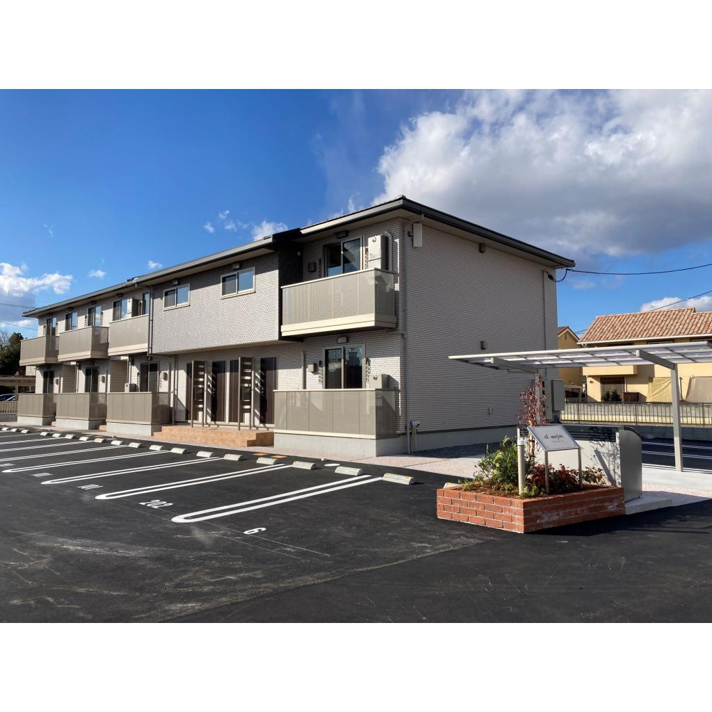 エルメホールの外観