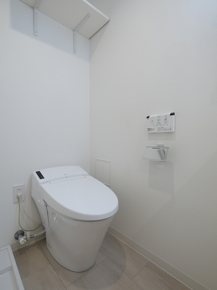 ラフィスタ蓮根の内装