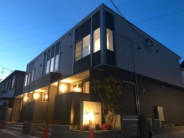 クラリスコートの外観|外観写真（夜）