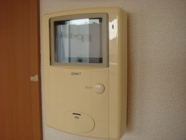 響ガーデンレジデンスの内装|カメラ付インターホン