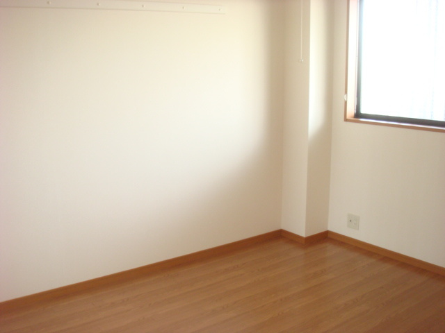 響ガーデンレジデンスの内装|洋室