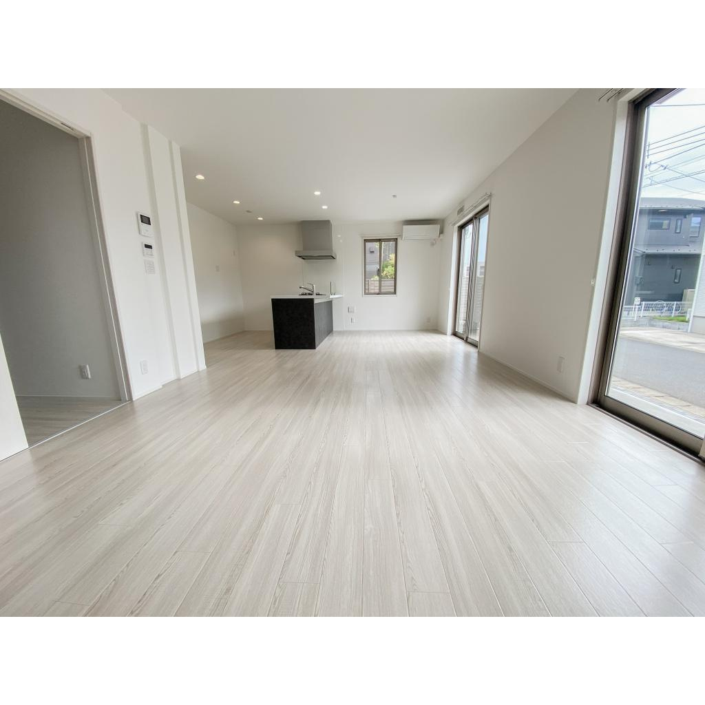 ミモザ　Ｃ棟の居間・リビング