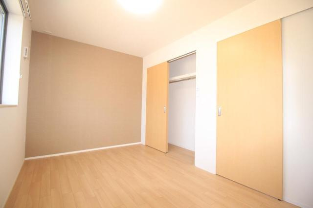 ＬｉｏｎａＣ(リオナシー)の内装|洋室