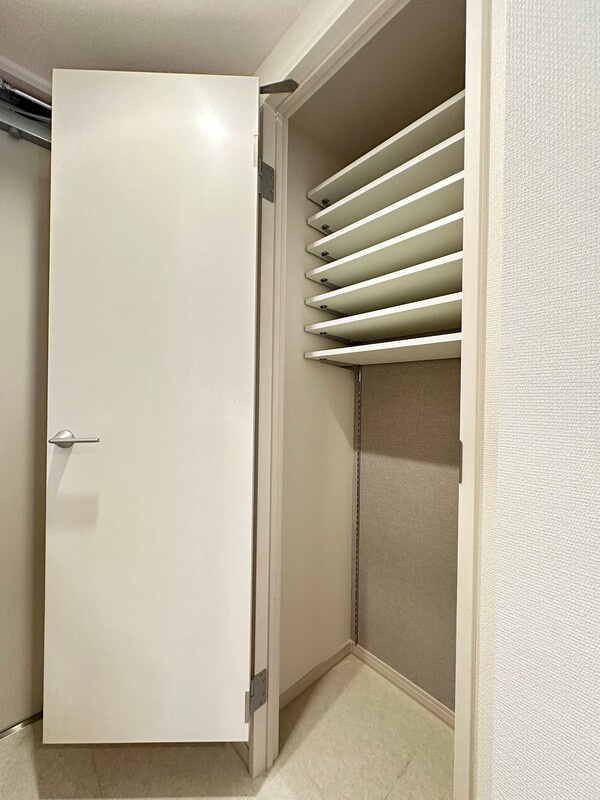 ヴィラ綱島の収納|シューズボックス