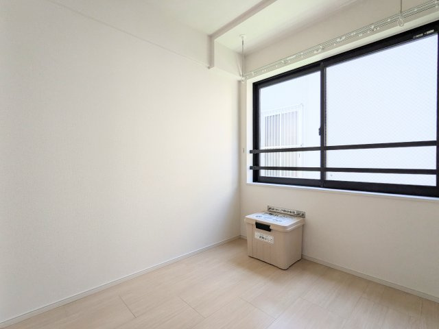 エルファーロ神楽坂Ⅱの居間・リビング