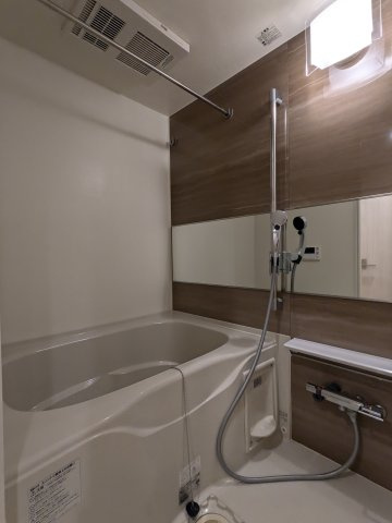 エルファーロ神楽坂Ⅱの浴室