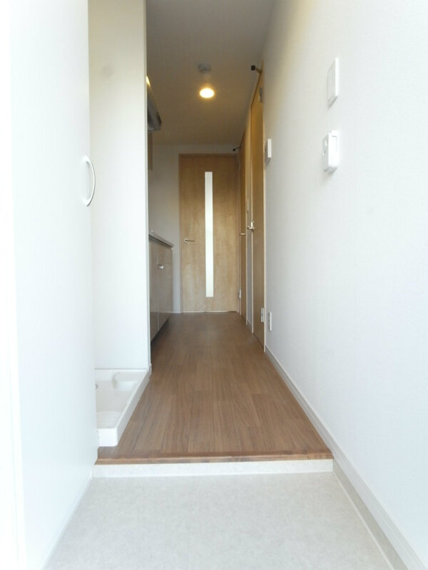 リブリ・アソートの玄関