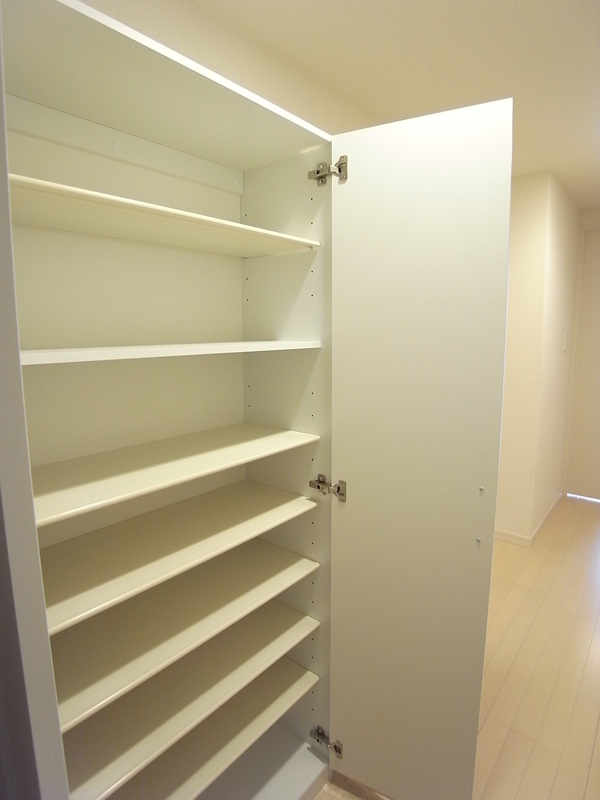 リブリ・アフィニティの玄関