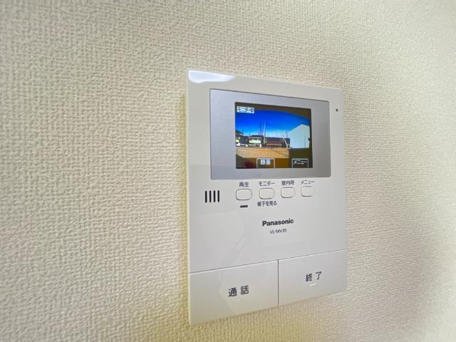 スイートベリーの内装|カメラ付インターホン