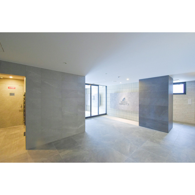 アドバンス大阪ビヤンの居間・リビング