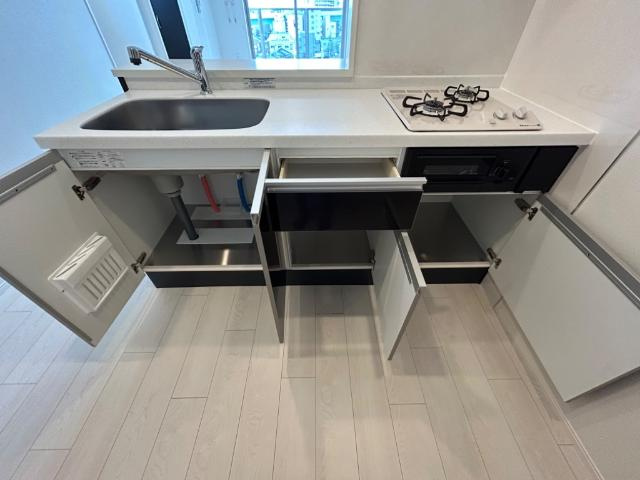 フェアモント千代田のキッチン|キッチン下収納
