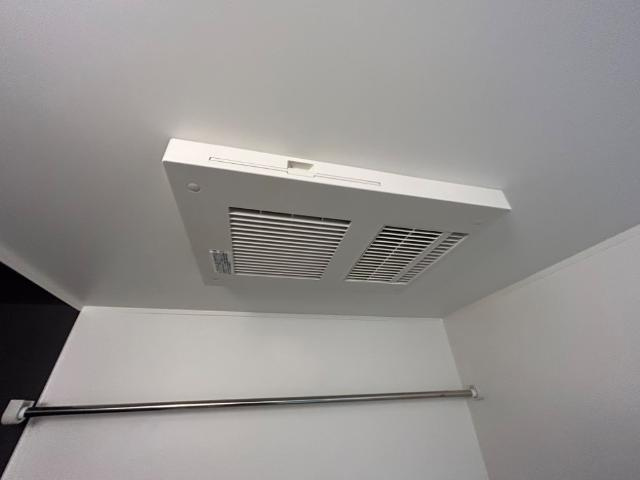 フェアモント千代田の設備|浴室乾燥機