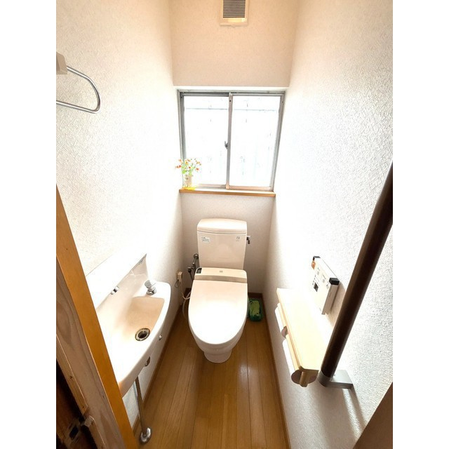 不破郡垂井町の一戸建てのトイレ