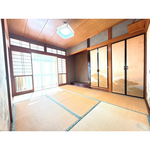 不破郡垂井町の一戸建ての居間・リビング