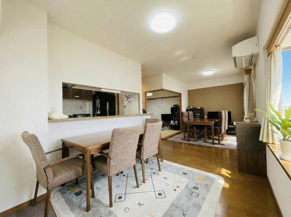 【居間・リビング】 | ユニライフ貝塚プラージュ　中古マンション