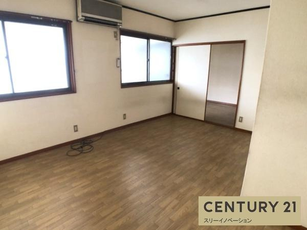 大阪市大正区小林西２丁目の一戸建ての洋室|洋室！