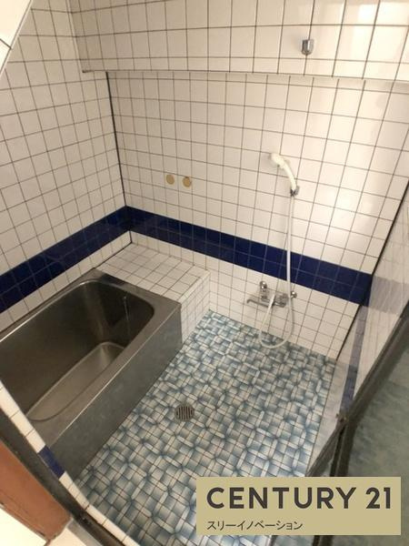 大阪市大正区小林西２丁目の一戸建ての浴室|ゆったりバスルーム！