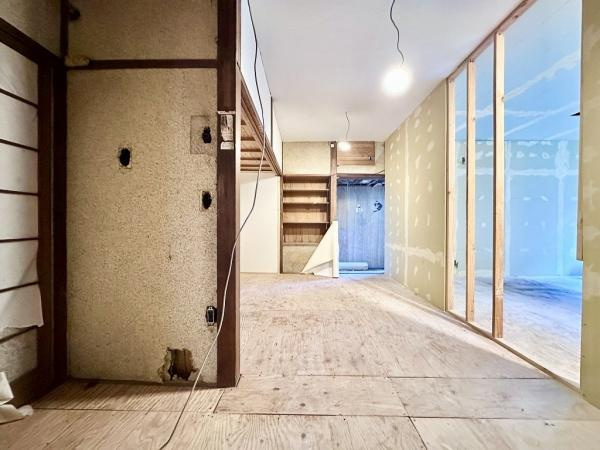 【居間・リビング】 | 須磨区明神町　中古戸建