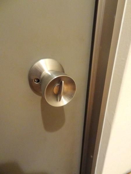 平尾5丁目星々ビルのセキュリティ|★玄関ロック★