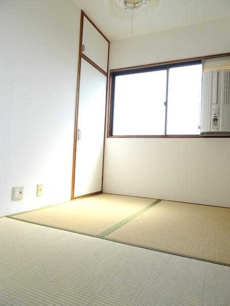 ウエストキャピタル大正の寝室|★明るい和室★