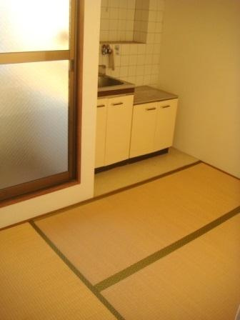 ウエストキャピタル大正の居間・リビング|★和室ワンルーム★