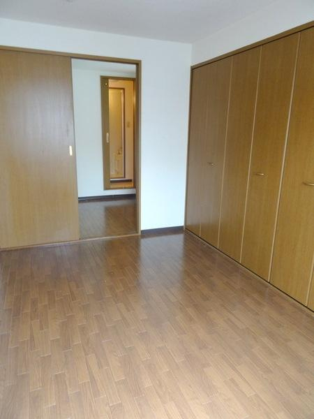 香光苑マンションの居間・リビング|★綺麗な室内★