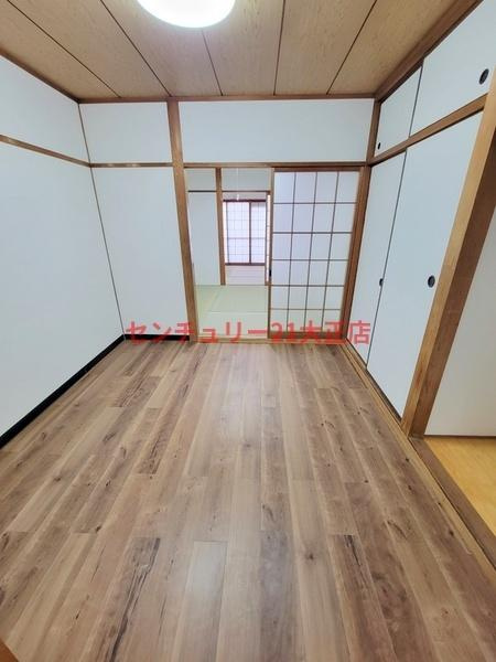 誠幸マンションの居間・リビング