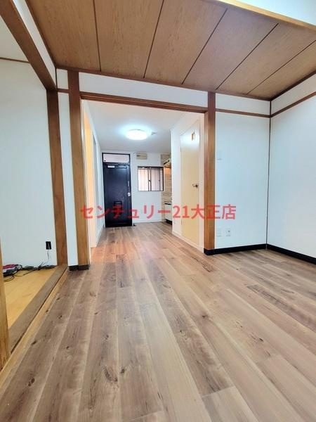 誠幸マンションの居間・リビング