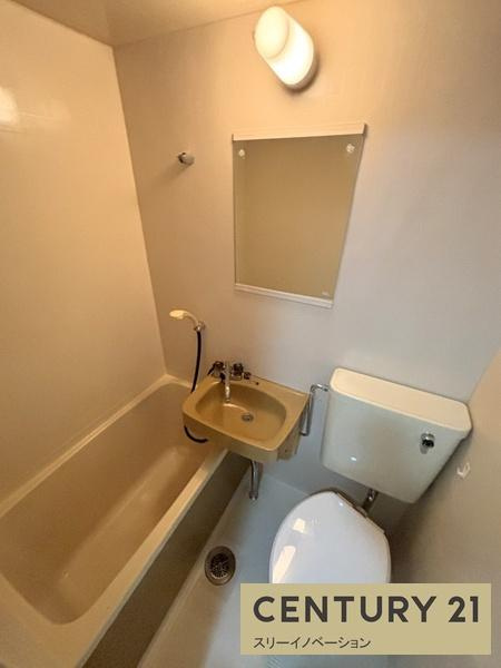 ビバリーヒルズ泉尾の浴室|★IHコンロ付き★