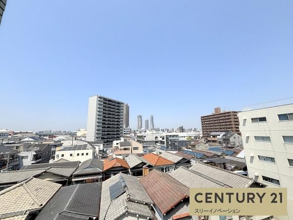 ビバリーヒルズ泉尾の展望|★人気の洋室★