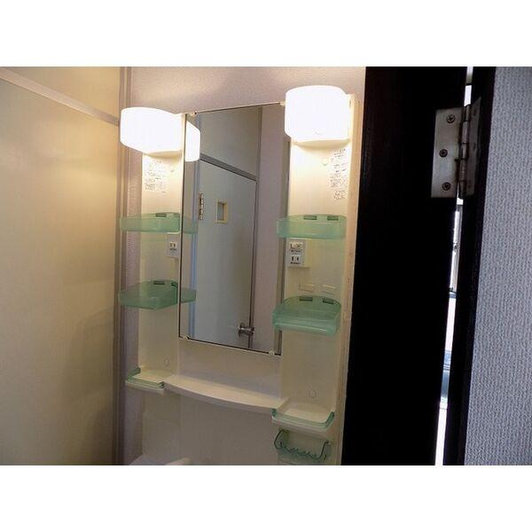 プレアール弁天の洗面所