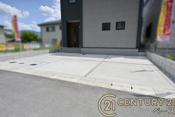 リーブルガーデン西之宮 ２号棟 ／新築一戸建の駐車場|■現地撮影写真■
