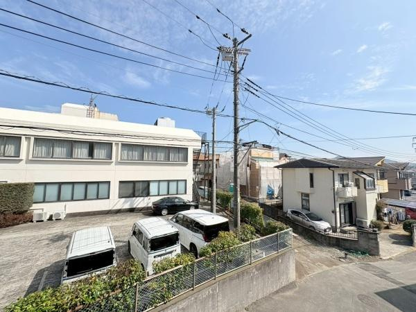 横須賀市長坂２丁目の新築一戸建のその他|2Fお部屋からの眺望です！車の通りも少なく静かで過ごしやすいやすいです。