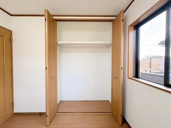 藤沢市亀井野の中古一戸建の収納