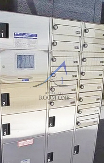 第７６シンエイビルのその他共用部分|集合ポストです。