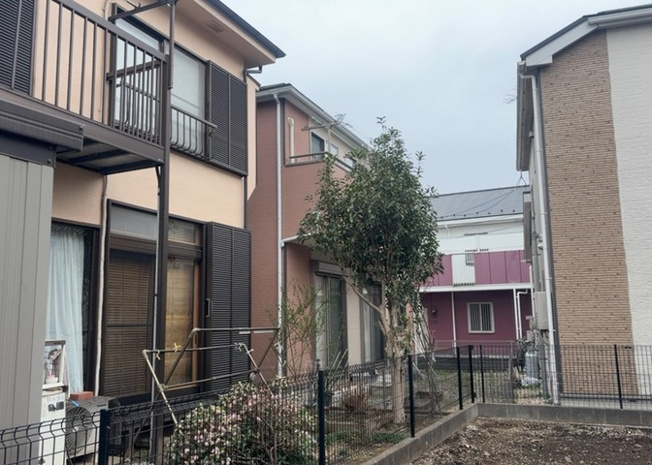 【展望】 | 眺望を気にして物件を探す場合、前面に建物が建っていないか現地で確認しましょう！前面に建物があると景色はもちろん、日当たりや風通しにも影響が出てきます。住んだ時のことを想像しながら現地見学をしましょう。
