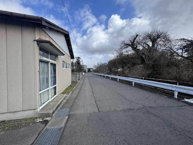 江南区木津3丁目　土地の前面道路含む現地写真