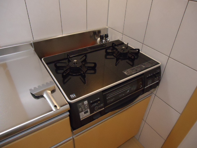 リバージュ中町のキッチン|キッチン３