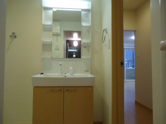 リバージュ中町の洗面所|洗面