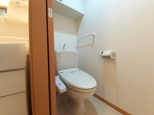 ゼファーⅡのトイレ|清潔感のあるトイレです