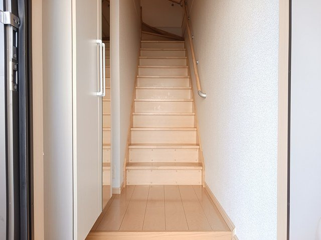 リヴァンスＣの玄関|ゆったりとした玄関です