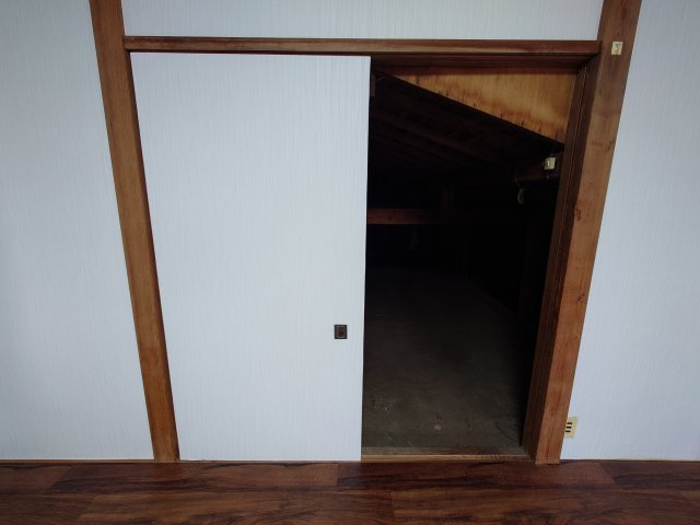 高岡市波岡貸家の収納|専用の収納スペースです
