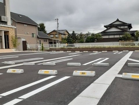 シャルマン・カメリア　Ｂの駐車場|駐車場完備です