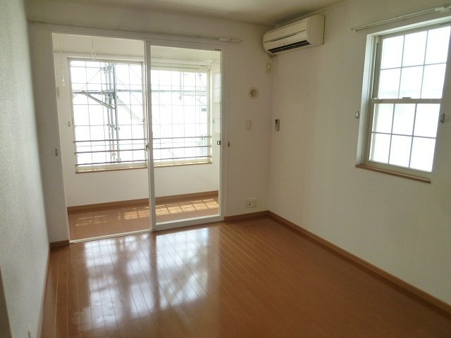 ル・クールＡの居間・リビング|ゆったりとしたリビングです