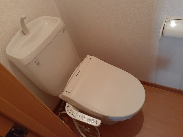ラ　フォレスタ　Ⅲのトイレ|コンパクトで使いやすいトイレです