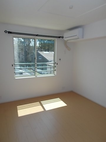 ヴァンベールⅡの居間・リビング