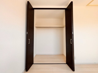 【収納】 | 千葉市若葉区若松町中古戸建　JR総武線「四街道」駅 | 収納豊富で日々の生活もスッキリ！大切なお洋服も沢山収納出来ます♪