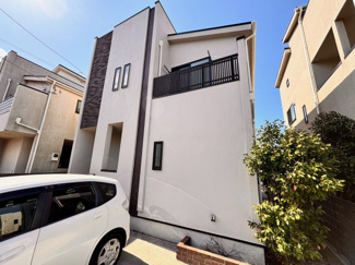 【外観】 | 千葉市若葉区若松町中古戸建　JR総武線「四街道」駅 | 閑静な住宅街に位置しており、のびのびとした暮らしが叶います。2025年12月リフォーム済み◎ぜひご検討ください！