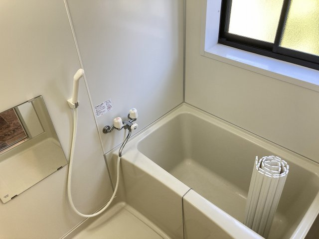 ベルパーチⅠの浴室
