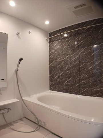 ＫＡＧＵＹＡの浴室